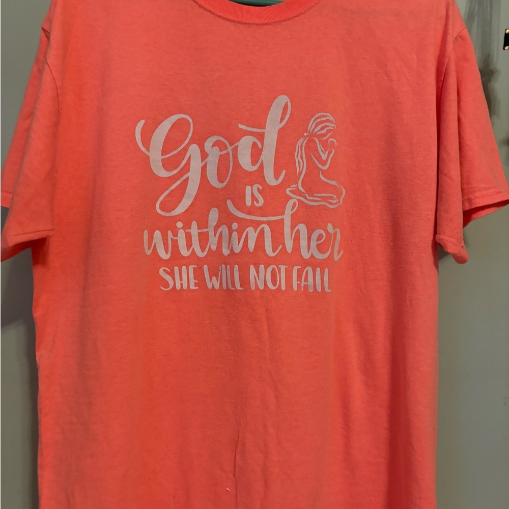 Inspirational Coral T-Shirt❤️